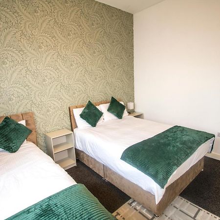 Ideal For Groups - 2 Bedroom Apartment - Free Parking, Transit Links, Close To Stadiums Manchester Eksteriør billede