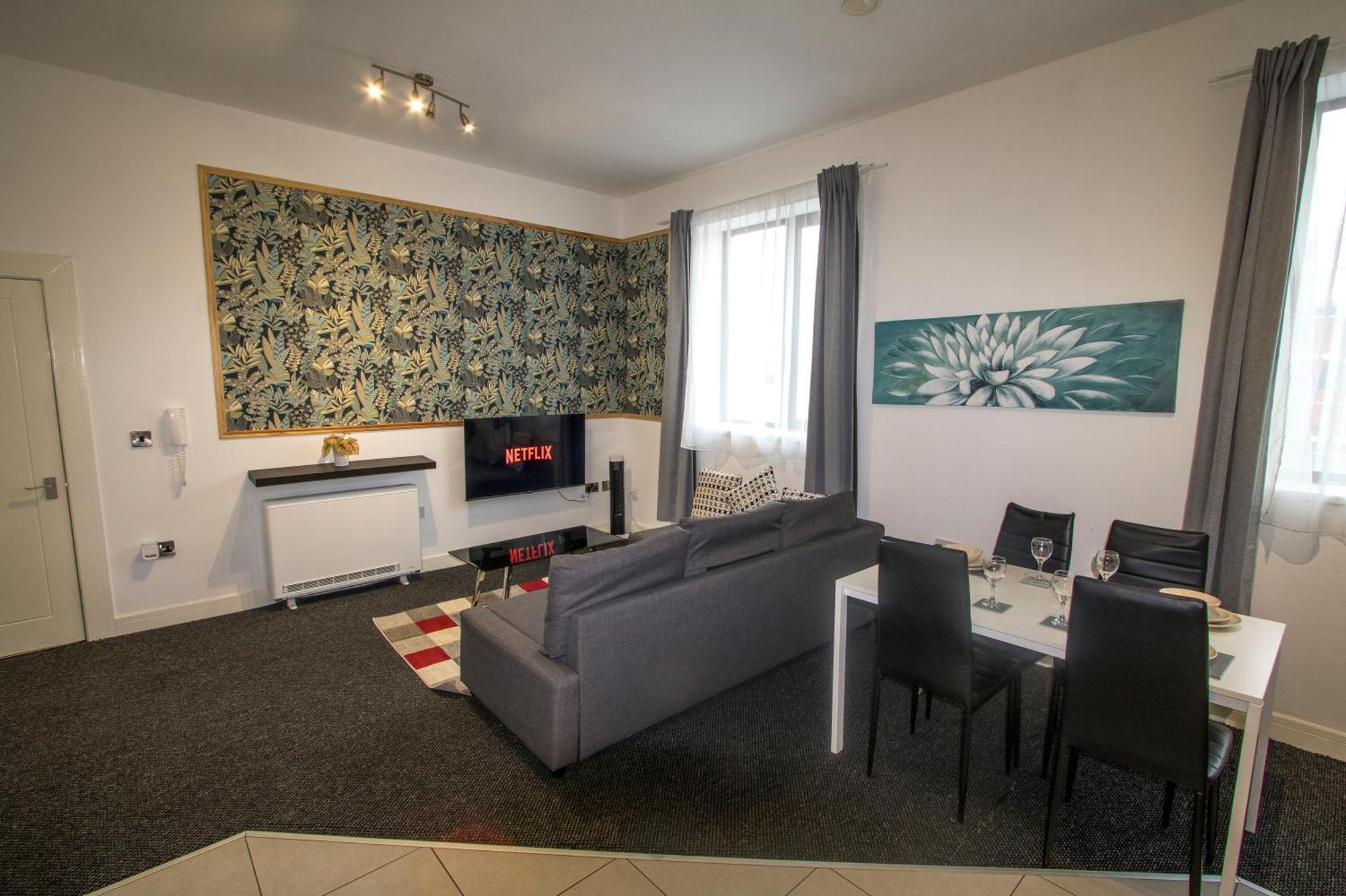 Ideal For Groups - 2 Bedroom Apartment - Free Parking, Transit Links, Close To Stadiums Manchester Eksteriør billede